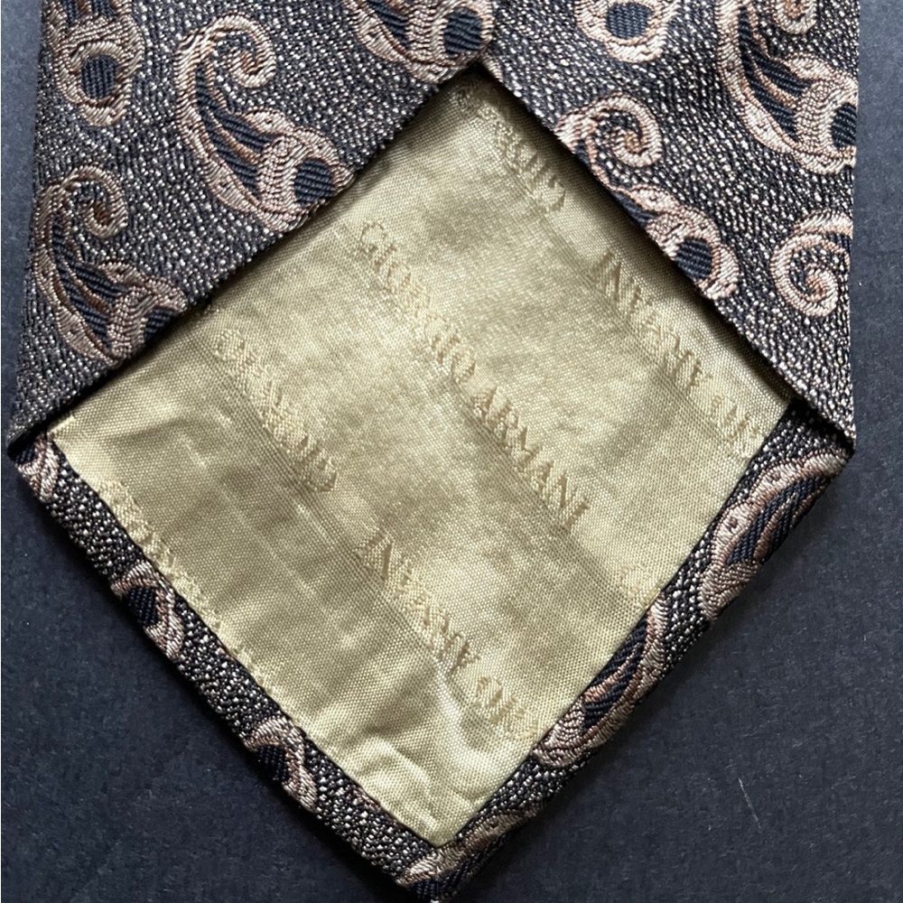Giorgio Armani Tie - Picture 5 of 6